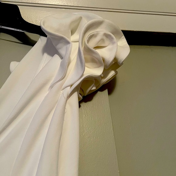 “The Nova Reception dress” - Picture 8 of 13